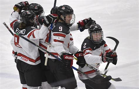 Team Canada captures silver at women's world hockey championship - Team Canada - Official ...