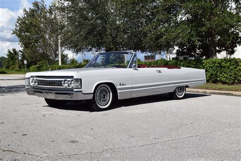 1967 Chrysler Imperial | Orlando Classic Cars