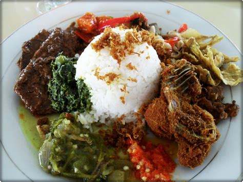 Going Places: Selera Nasi Padang