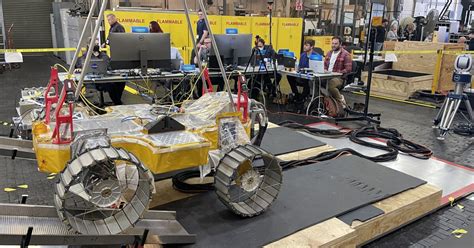 NASA Glenn completes testing for 2023 Moon rover mission