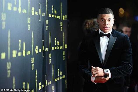 Kylian Mbappe BOOED By Fans At Ballon D'Or Ceremony (VIDEO) - MySportDab