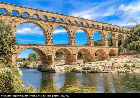 pont du gard nimes provence frankreich - Stock Photo - #8133962 | Bildagentur PantherMedia