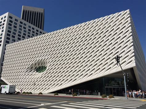 The Broad: The Complete Guide to the Los Angeles Museum