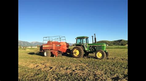 Harvesting the Alfalfa 1st Crop 2014 - YouTube