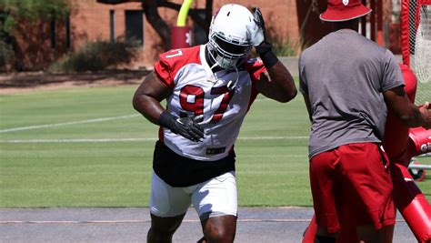 Cardinals place DL Jordan Phillips on IR, activate Pugh off COVID-19 list