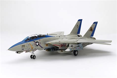 Scalehobbyist.com: Grumman F-14D Tomcat by Tamiya Models and Paints