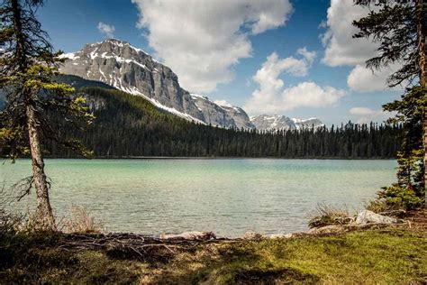 Hiking Karst Spring Trail in Kananaskis Country - Travel Banff Canada