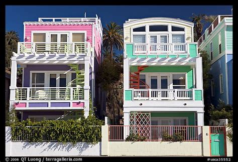 Picture/Photo: Colorful beach houses. Santa Monica, Los Angeles, California, USA