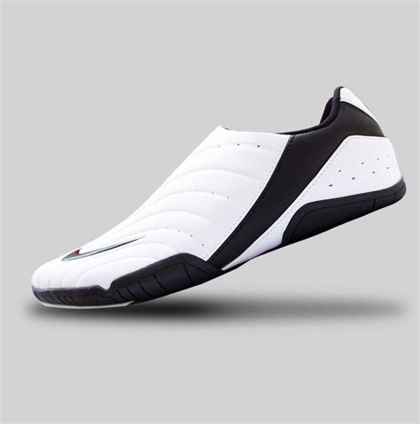 Best Taekwondo Shoes in 2020 | Great shoes for Martial arts