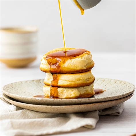 Fluffy Japanese Pancakes (aka. Souffle Pancakes) - Chocolates & Chai