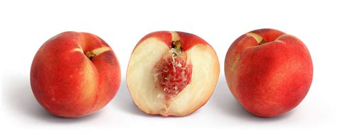 File:White peach and cross section edit.jpg - Wikimedia Commons