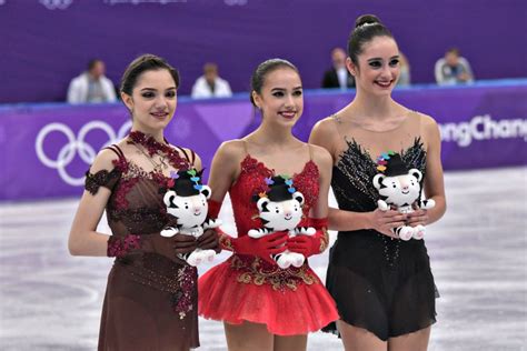 Russian skater Evgenia Medvedeva leads in season opener - UPI.com