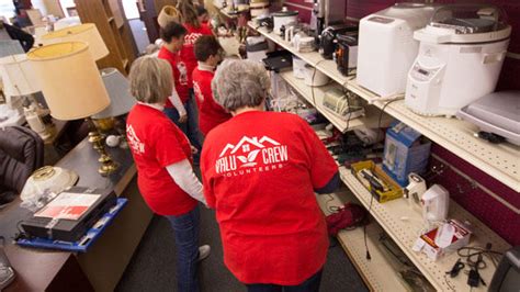 Valu Crew Volunteers & The Buffalo City Mission Thrift Store