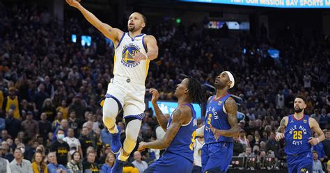 Steph Curry 'Greatest 6th Man Ever' in NBA Playoffs as Warriors Own ...