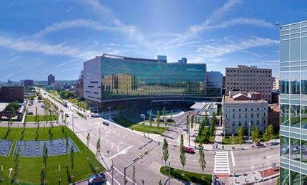 J Building - Sydell and Arnold Miller Family Pavilion | Cleveland Clinic