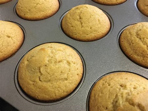 Whole Wheat Corn Muffins – The Weal Meal