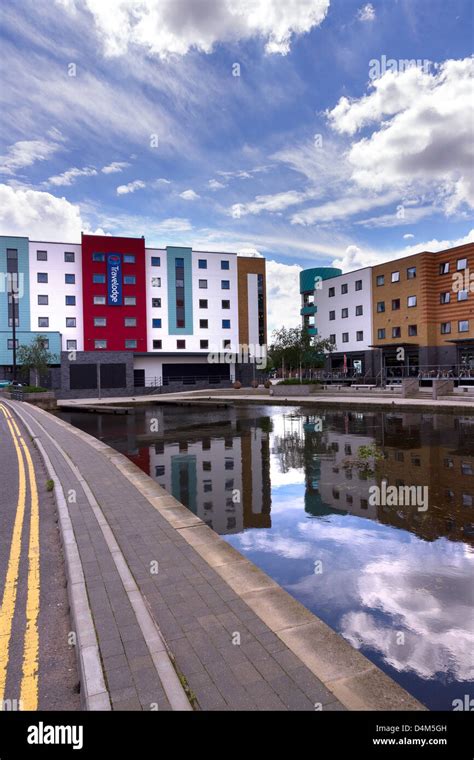 Loughborough canal hi-res stock photography and images - Alamy