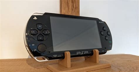 Sony PSP display stand by injectx | Download free STL model | Printables.com