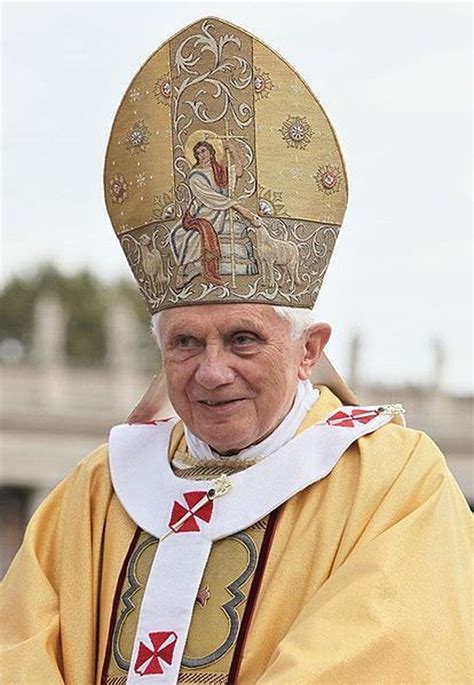 Tweets from His Holiness? The pope is now on Twitter - al.com