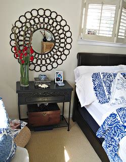 master bedroom decor ideas+circles mirrors+night stands+console tables+vintage meets modern ...