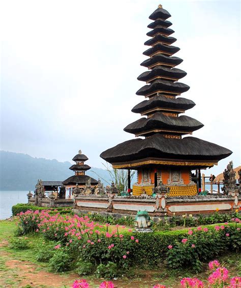 Paket Tour ke Pura Bali - Pusaka Bali Tour Murah Bali