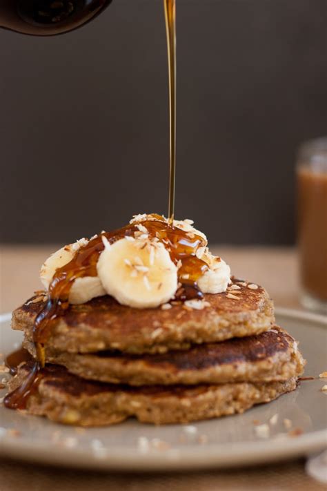 Isaacrecipes: Oat and Banana Pancake