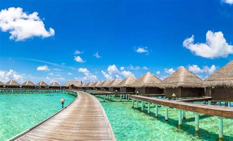 11 Cheapest Overwater Bungalows in Maldives - beautiful luxury