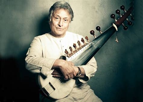 Ustad Amjad Ali Khan's Favourite Sarod Lost While Flying from London to ...