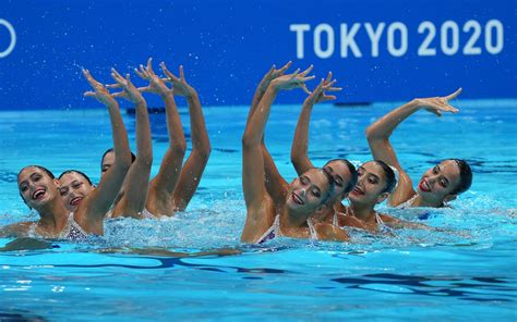 Artistic swimming at 2021 Summer Olympics in photos