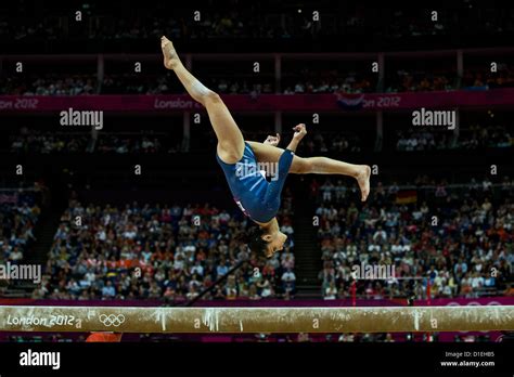 Aly raisman beam hi-res stock photography and images - Alamy