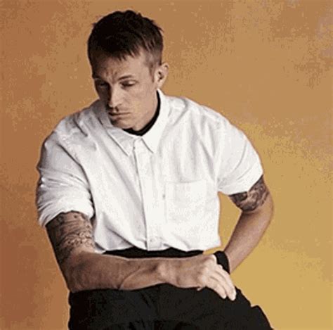 Joel Kinnaman Tattoo GIF - JoelKinnaman Tattoo - Discover & Share GIFs