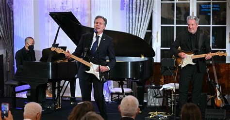 Secretary of State Blinken Plays the Guitar to Launch “Music Diplomacy” Initiative - The New ...