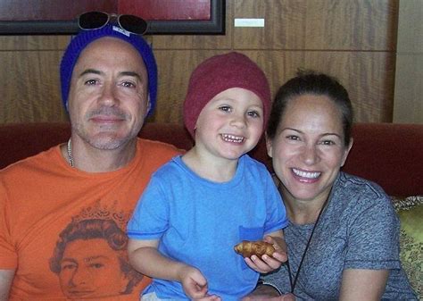 Iron Man Star Robert Downey Jr. and his present love-filled family