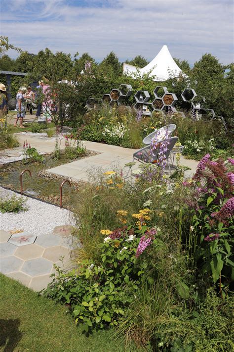 The Hampton Court Flower Show - Sparkles and Shoes