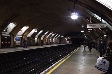 Baker Street Station, London – Architecture Revived