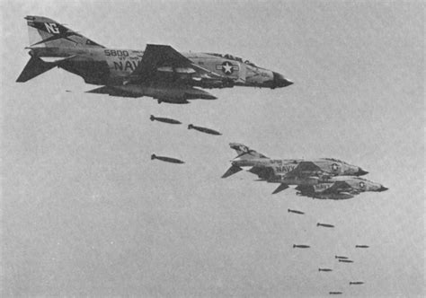 File:F-4Js VF-96 dropping bombs on Vietnam 1971-72.jpg - Wikimedia Commons