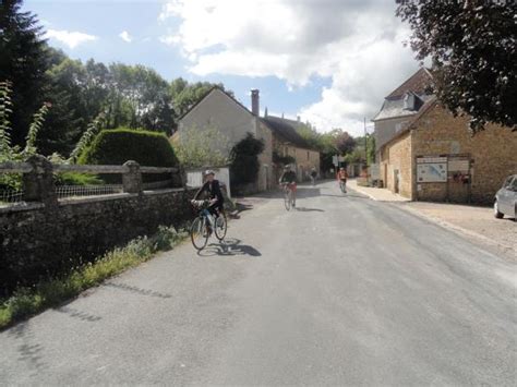 Dordogne biycling tour, France | Responsible Travel