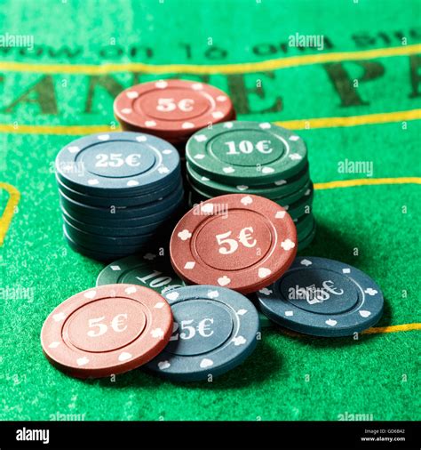 Chips cards close up hi-res stock photography and images - Alamy
