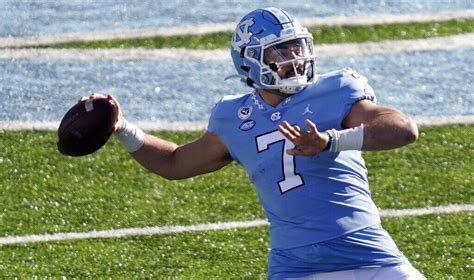 Is UNC QB Sam Howell the top prospect in the 2022 NFL Draft?