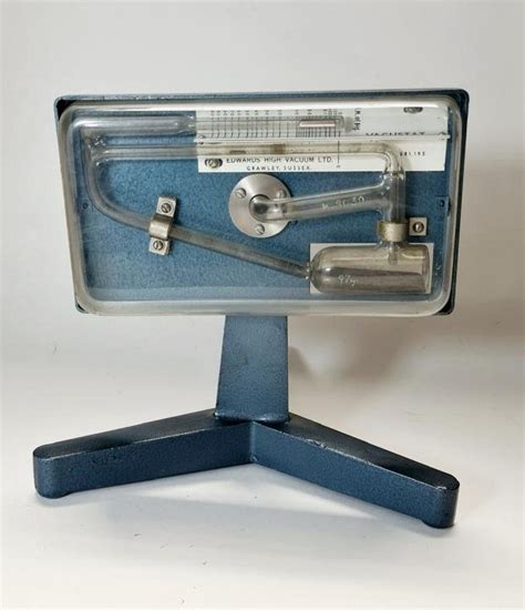 McLeod Vacuum Gauge / Vacustat | CURIOUS SCIENCE