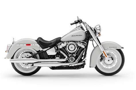 Harley-Davidson Softail Deluxe 2020 • Thunderbike