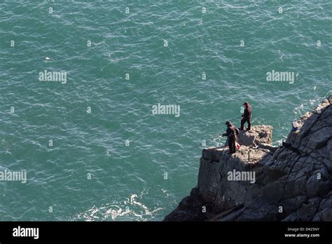 Taejongdae Cliff and fishermen Stock Photo - Alamy