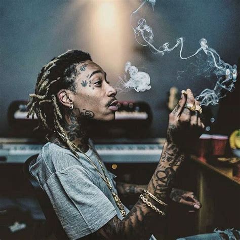 Pin by rema bdarne on wiz khalifa | Wiz khalifa smoking, Wiz khalifa ...