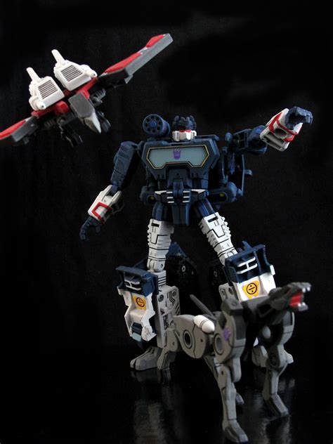 Cartoon Style Classics Soundwave w/ Laserbeak & Ravage | Flickr