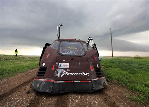 2010 Dominator Pictures | Storm Chasers | Discovery