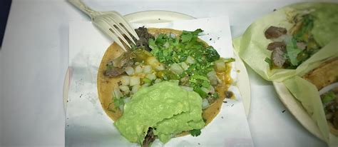 Tacos de Cabeza | Traditional Street Food From Mexico