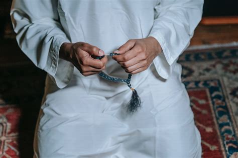 Man Praying in Mosque · Free Stock Photo