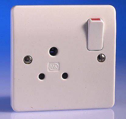 MK Electric White Gang Plug Socket, Poles, 13A, Type G British, Indoor ...