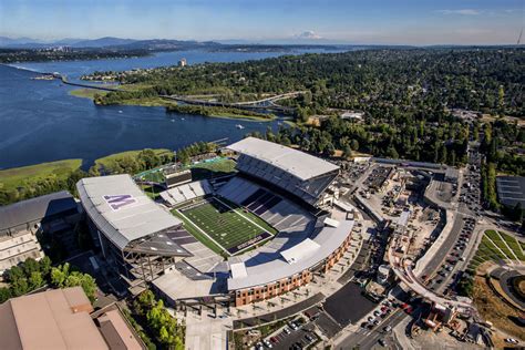 The Top 12 Drone-Worthy Stadiums in College Football