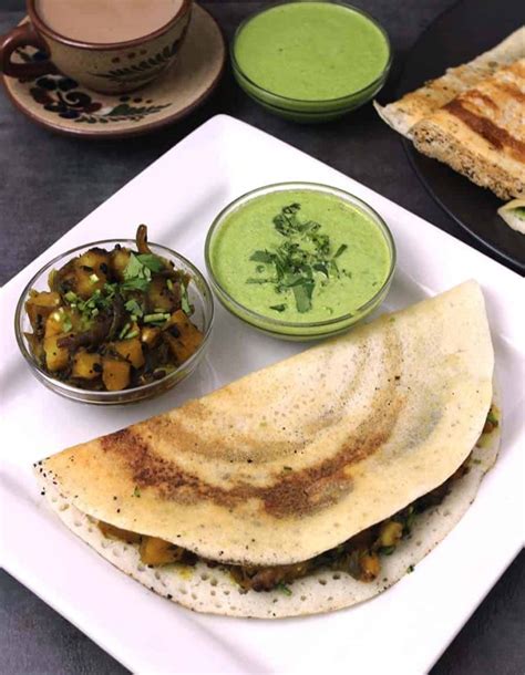 DOSA RECIPE - HOW TO MAKE IDLI DOSA BATTER - Cook with Kushi